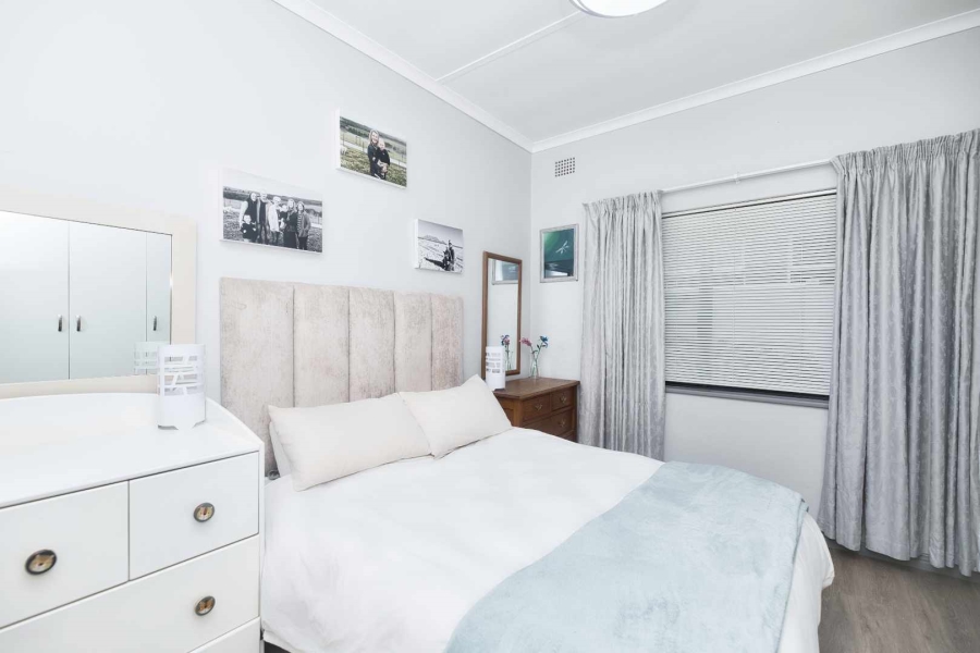 4 Bedroom Property for Sale in Voelklip Western Cape